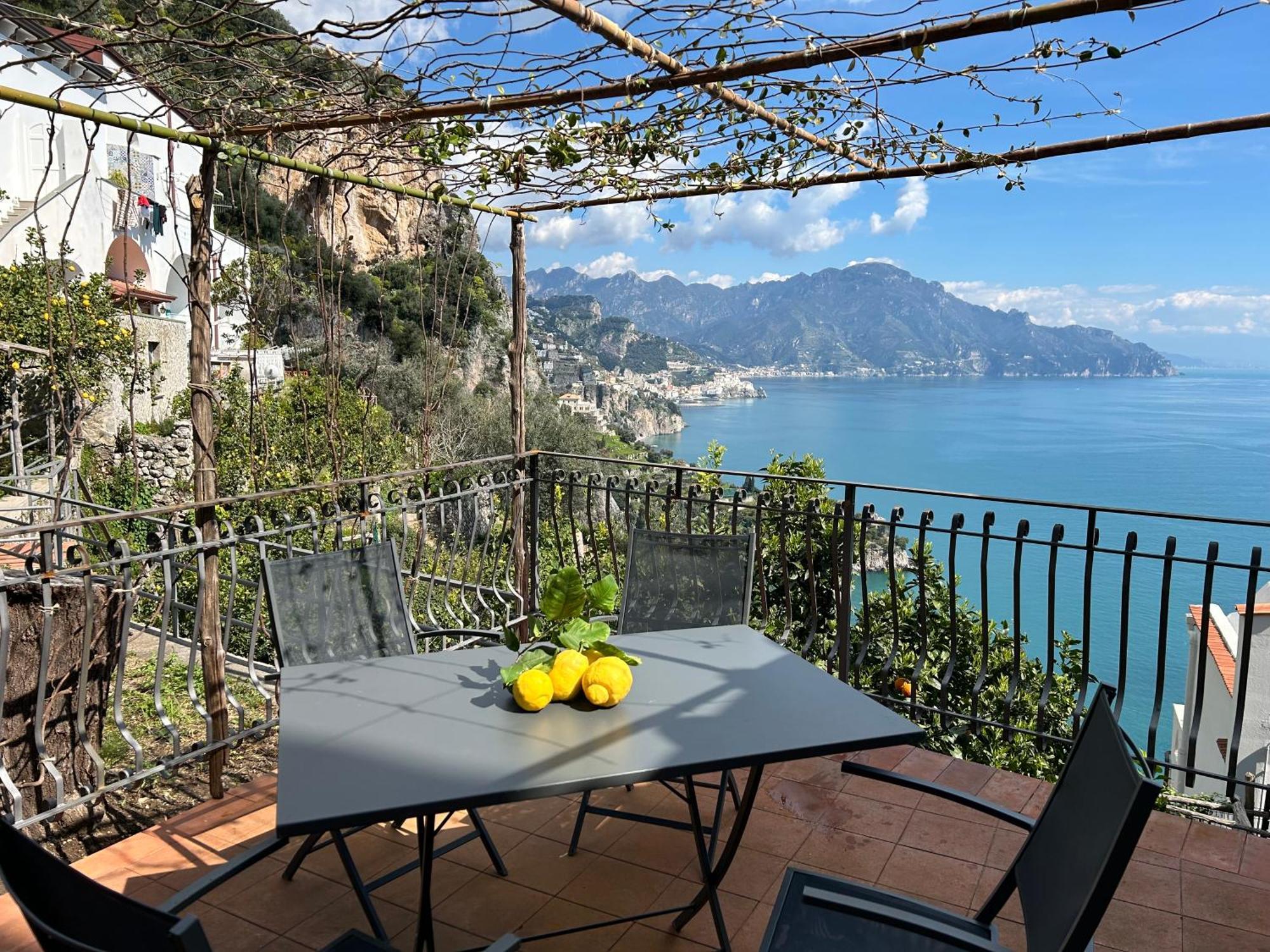 Amalfi 51 Con Vista Mare, Giardino E Terrazze Villa กองกาเดมารีนี ภายนอก รูปภาพ